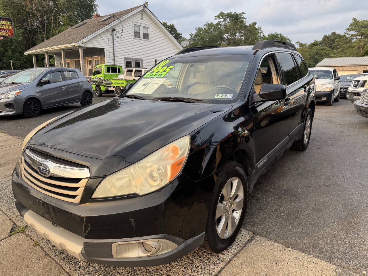 Used 2010 Subaru Outback 3.6R Limited AWD/4WD image 4
