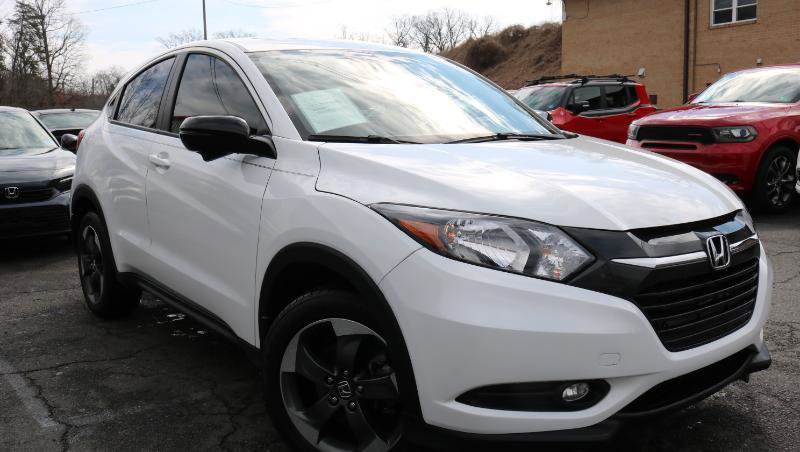 Used 2018 Honda HR-V EX image 3