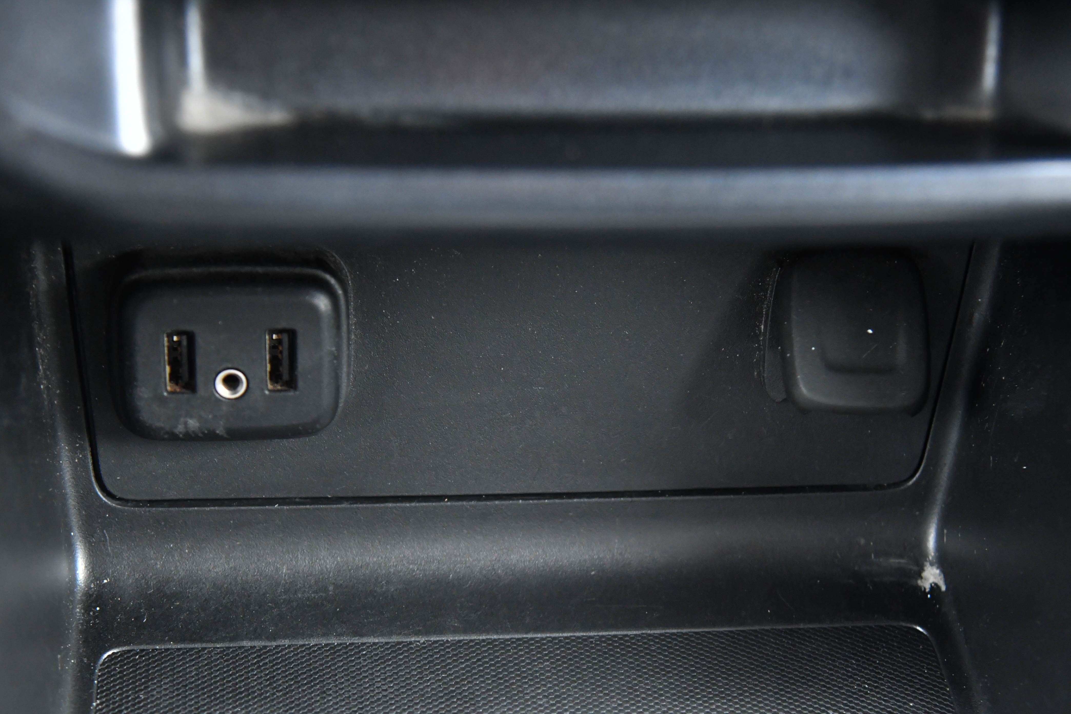 Used 2019 Chevrolet Colorado LT w/ LT Convenience Package image 25