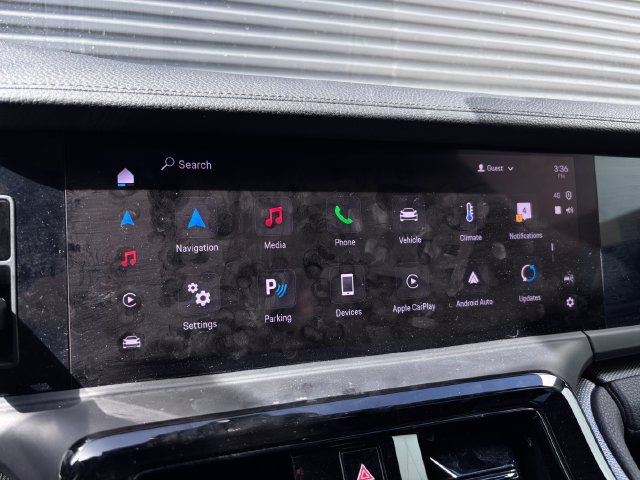 Certified 2025 Porsche Panamera RWD image 19