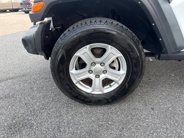 Used 2023 Jeep Wrangler Unlimited Sport AWD/4WD image 39