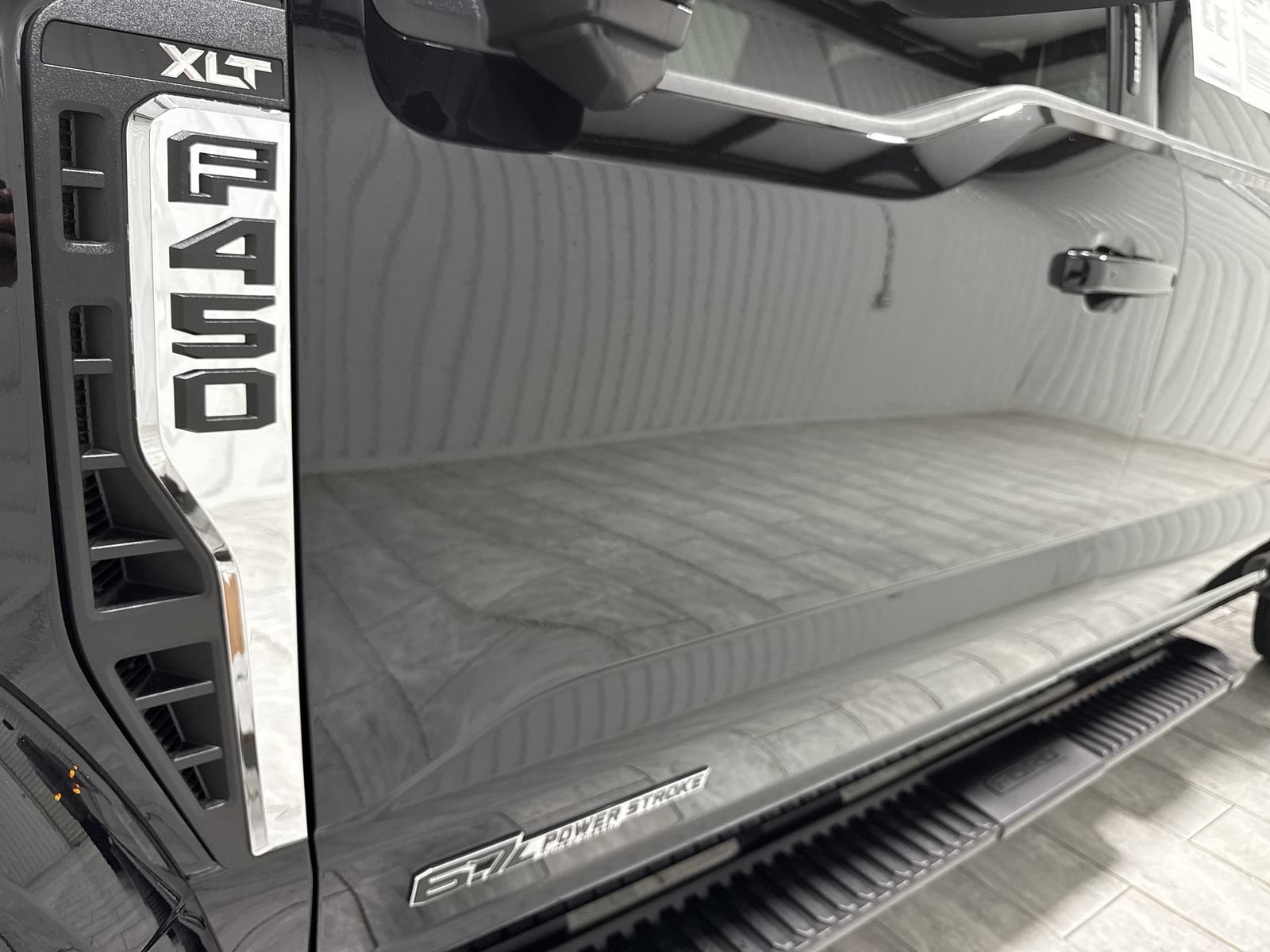 Used 2026 Ford F450 XLT w/ XLT Premium Package AWD/4WD image 33