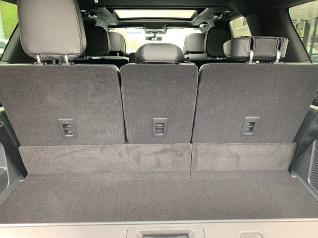 New 2026 Lincoln Navigator Reserve w/ Jet Appearance Package AWD/4WD image 5