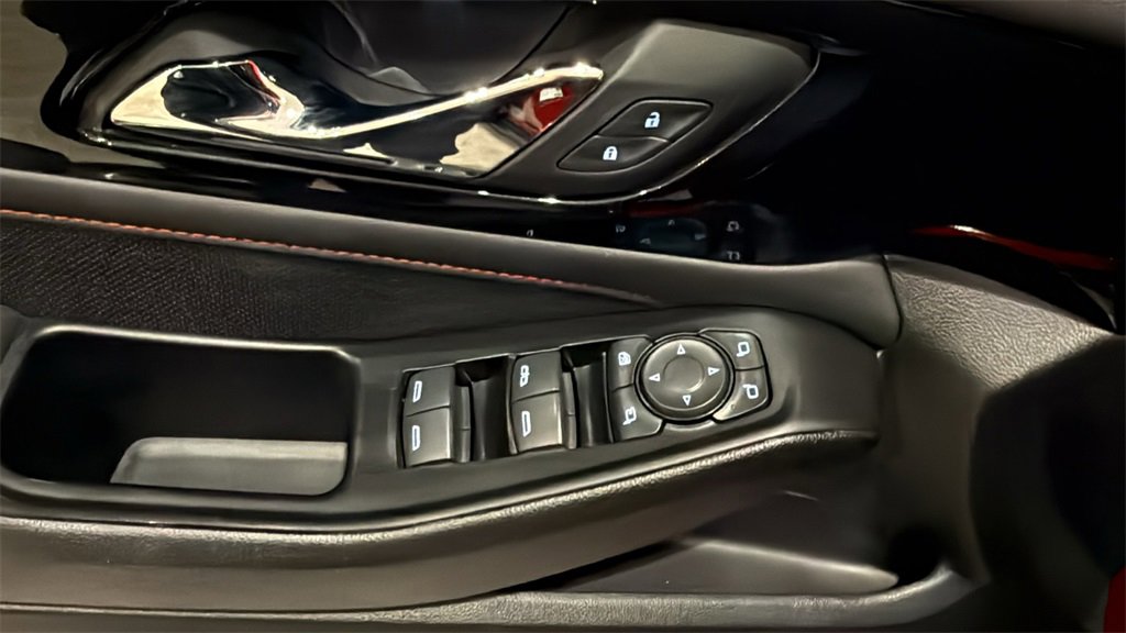 Used 2023 Chevrolet Traverse RS image 23