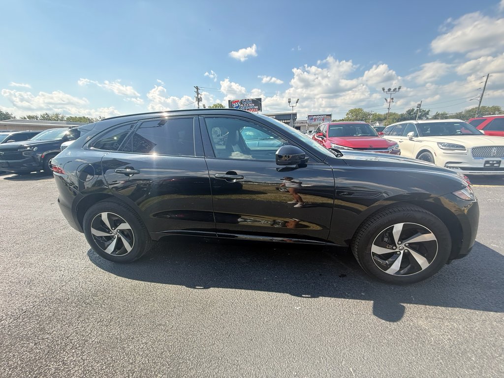 Used 2025 Jaguar F-PACE R-Dynamic S AWD/4WD image 2
