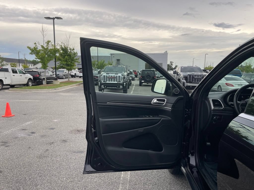 Used 2021 Jeep Grand Cherokee Limited RWD image 52