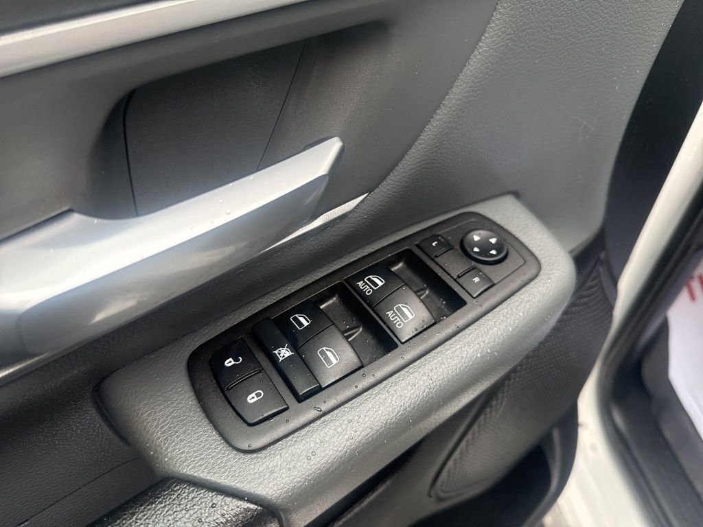 Used 2022 RAM 1500 Big Horn image 9