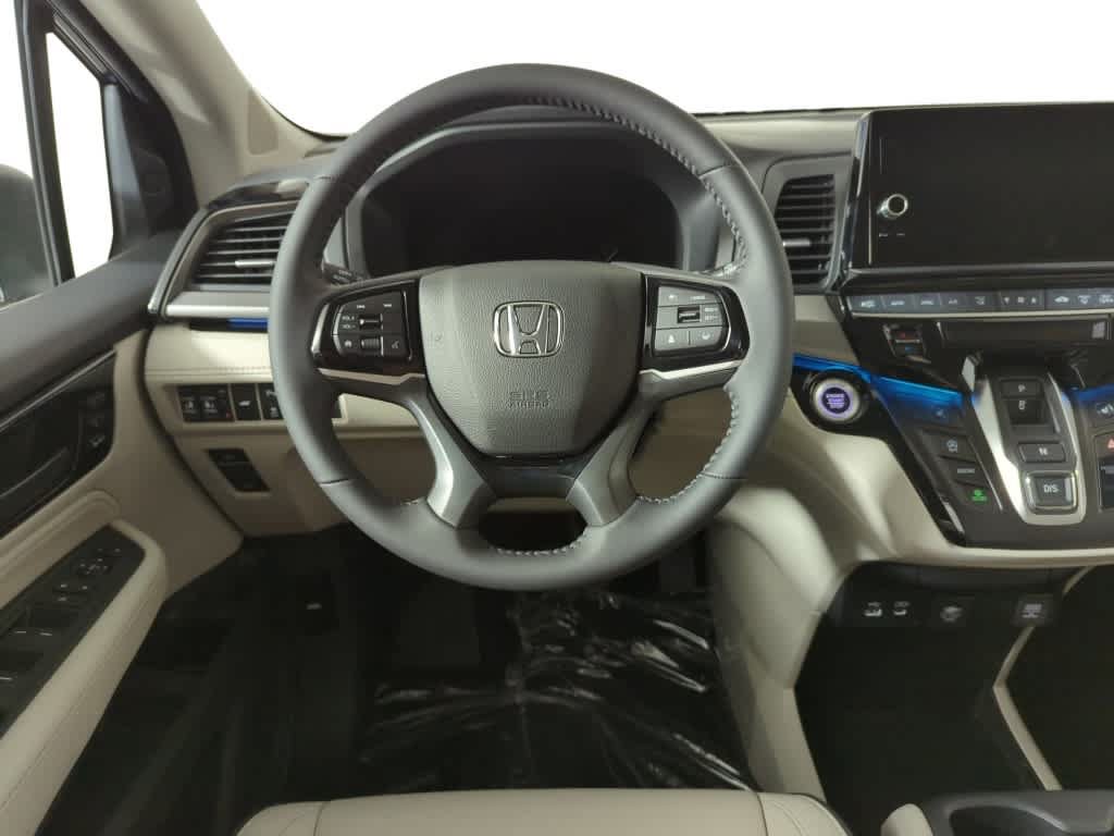 New 2026 Honda Odyssey Touring image 16