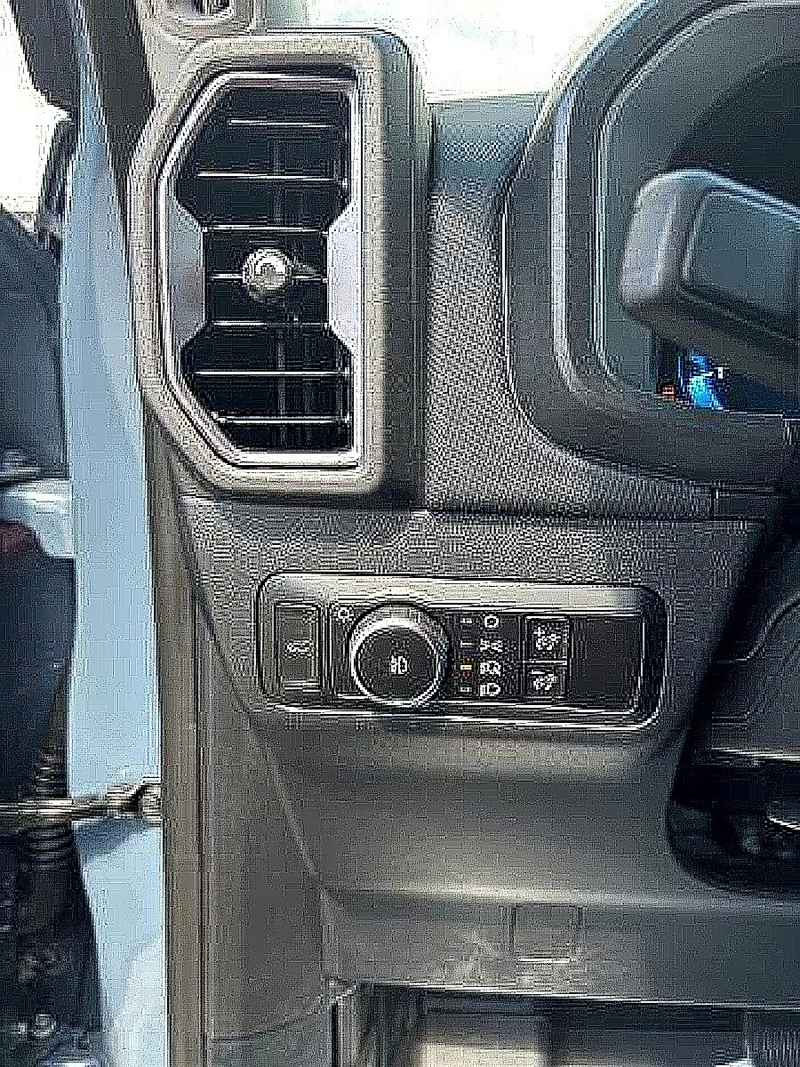 New 2025 Ford Bronco Sport Badlands w/ Sasquatch Badlands Package image 15