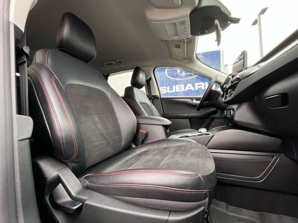 Used 2022 Ford Escape SEL w/ SEL Stealth AWD Package image 12