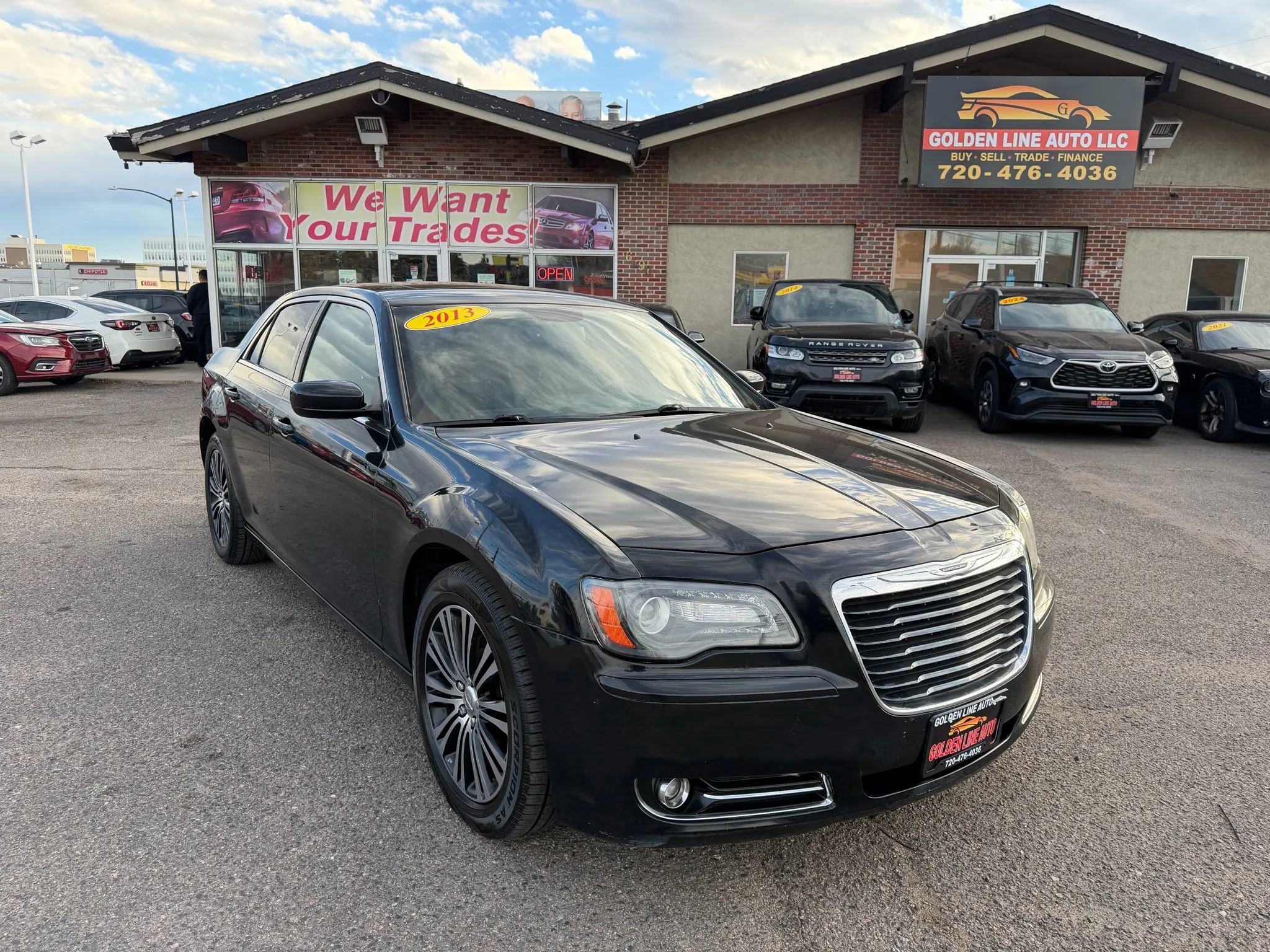 Used 2013 Chrysler 300 S image 2