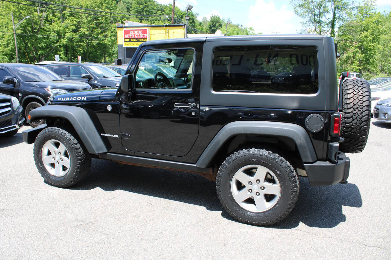 Used 2011 Jeep Wrangler Rubicon w/ Dual Top Group AWD/4WD image 10