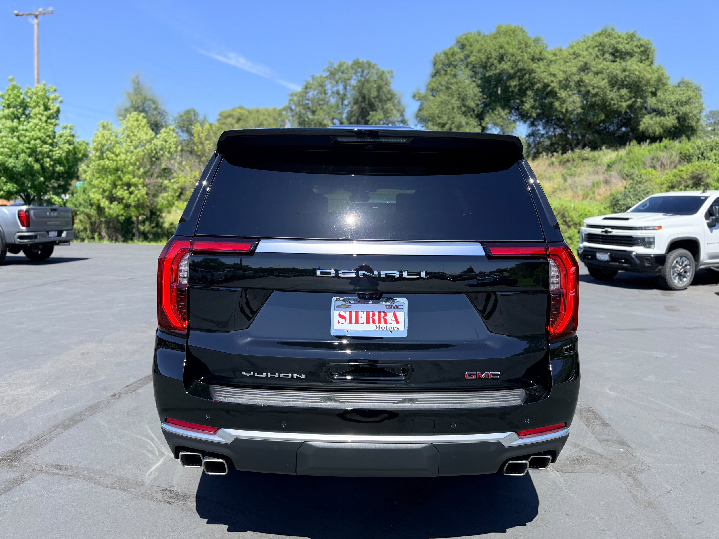 New 2026 GMC Yukon Denali w/ Denali Reserve Package AWD/4WD image 5