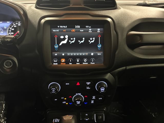 Used 2023 Jeep Renegade Altitude AWD/4WD image 19