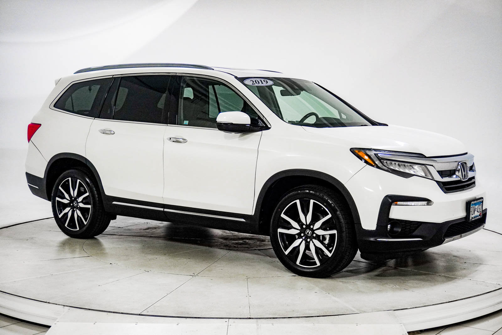 Used 2019 Honda Pilot Touring image 14