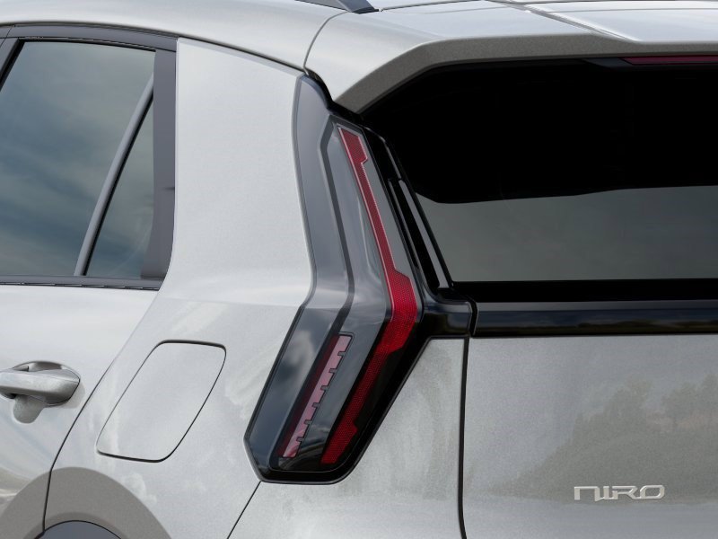New 2027 Kia Niro LX FWD image 13