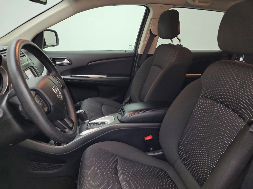 Used 2020 Dodge Journey SE w/ Blacktop Package FWD image 17