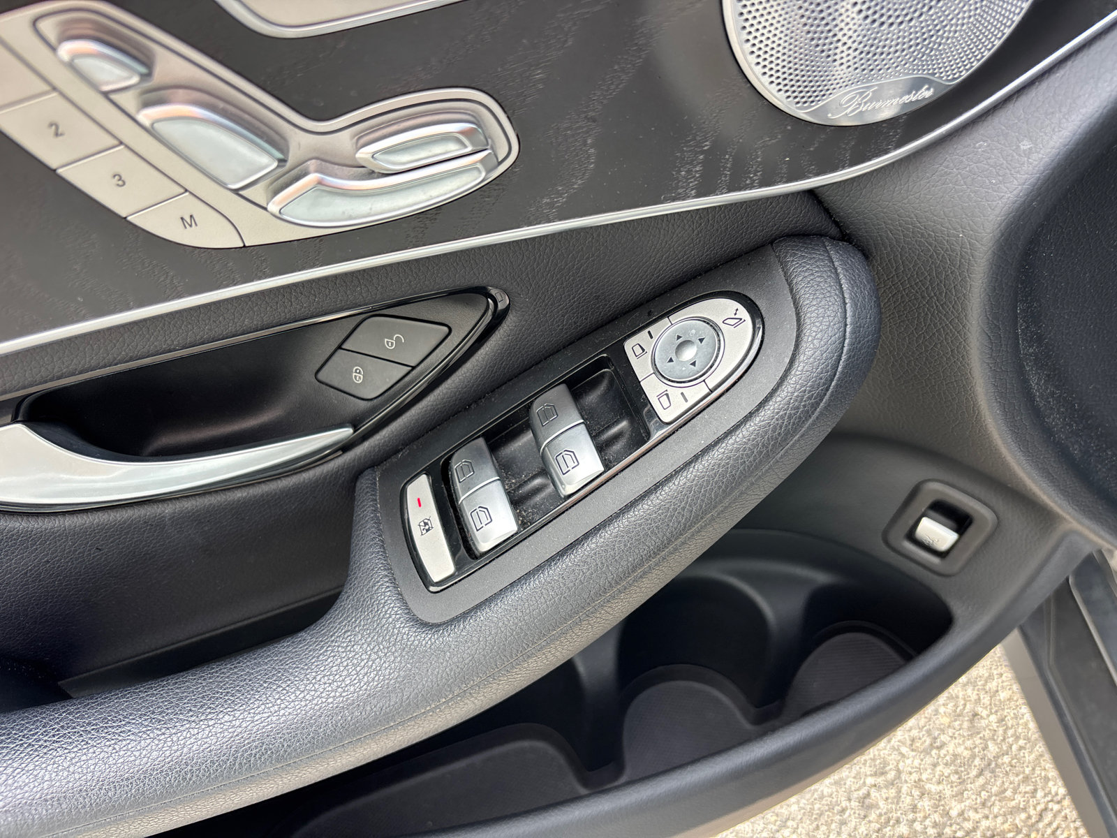 Used 2018 Mercedes-Benz GLC 300 4MATIC image 13