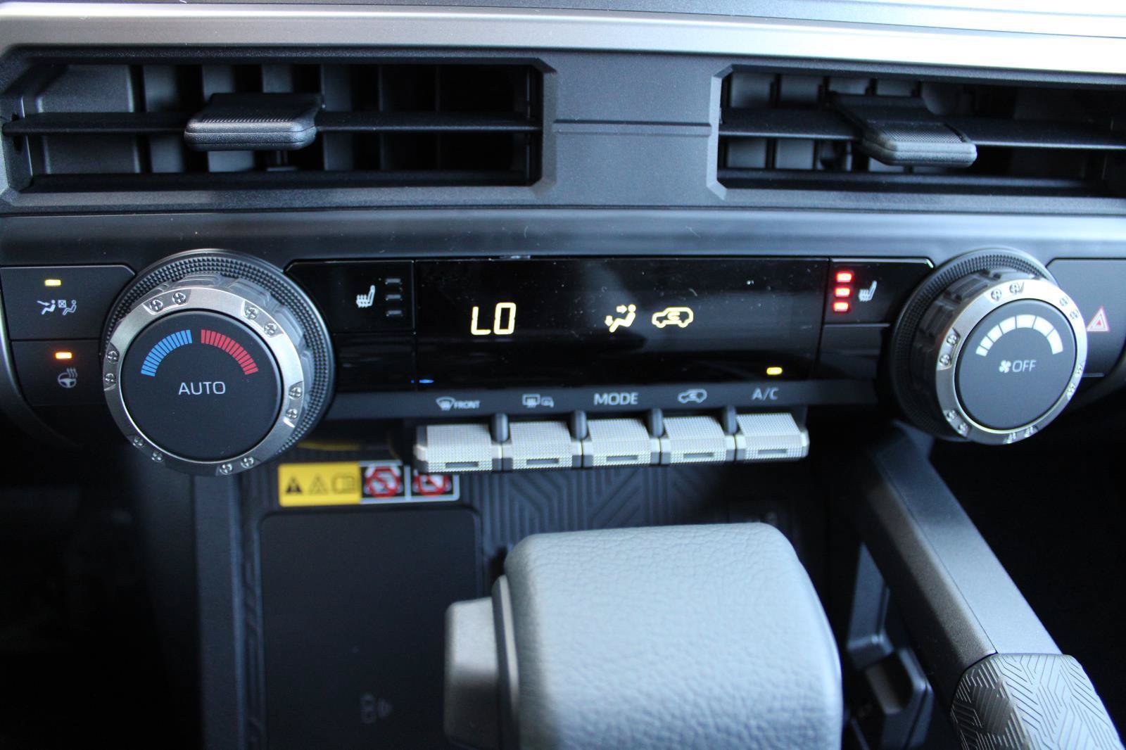 Used 2026 Toyota 4Runner TRD Off-Road AWD/4WD image 30