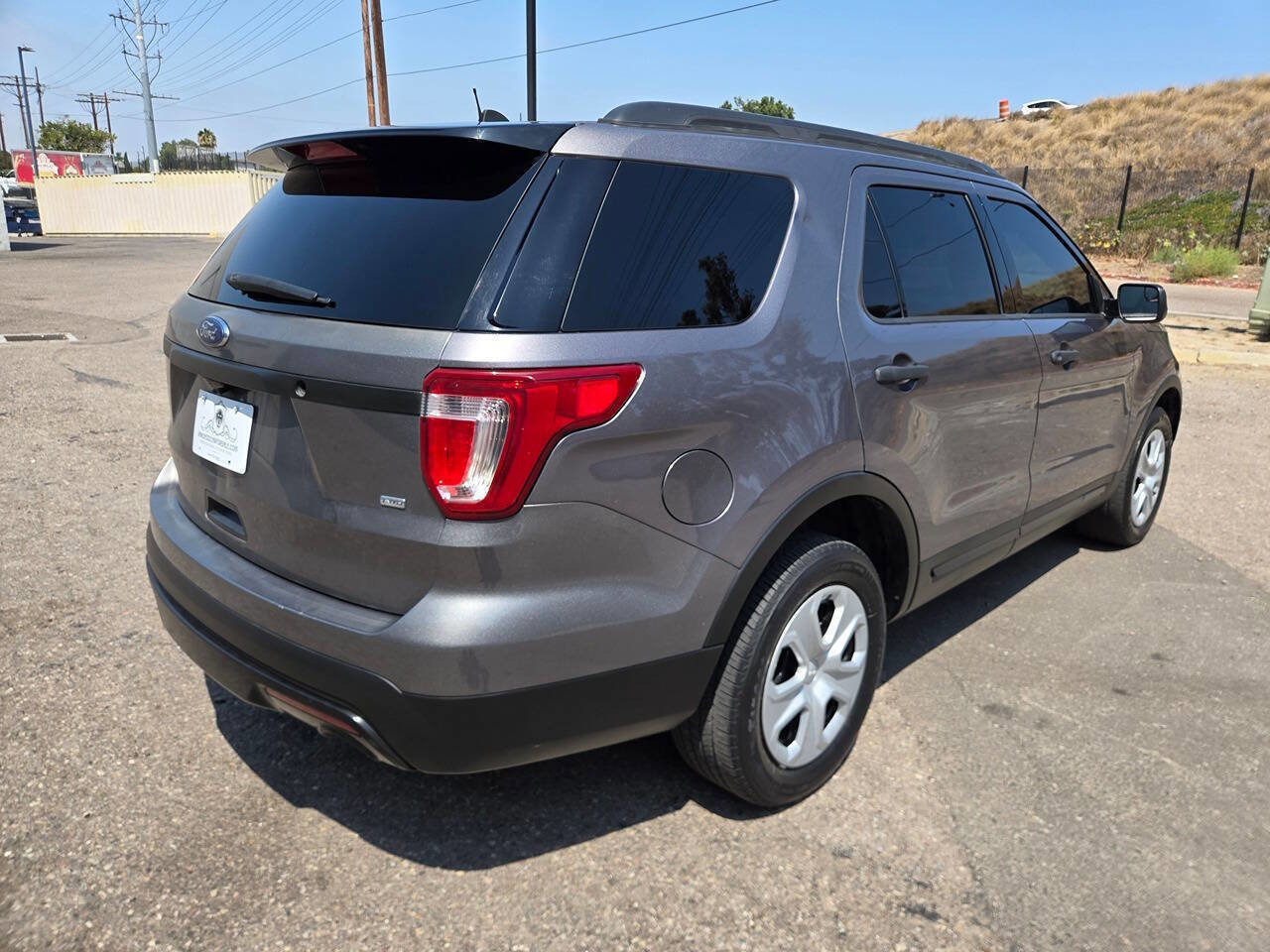 Used 2017 Ford Explorer 4WD Police Interceptor w/ Ultimate Wiring Package image 18