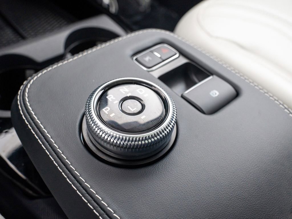 Used 2021 Ford Mustang Mach-E Premium image 31