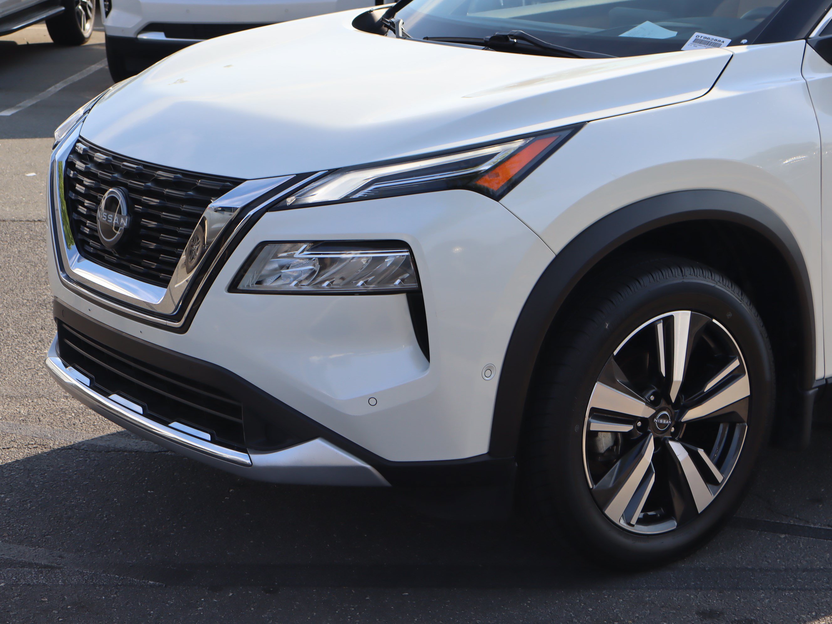 Used 2023 Nissan Rogue Platinum w/ Platinum Premium Package AWD/4WD image 6