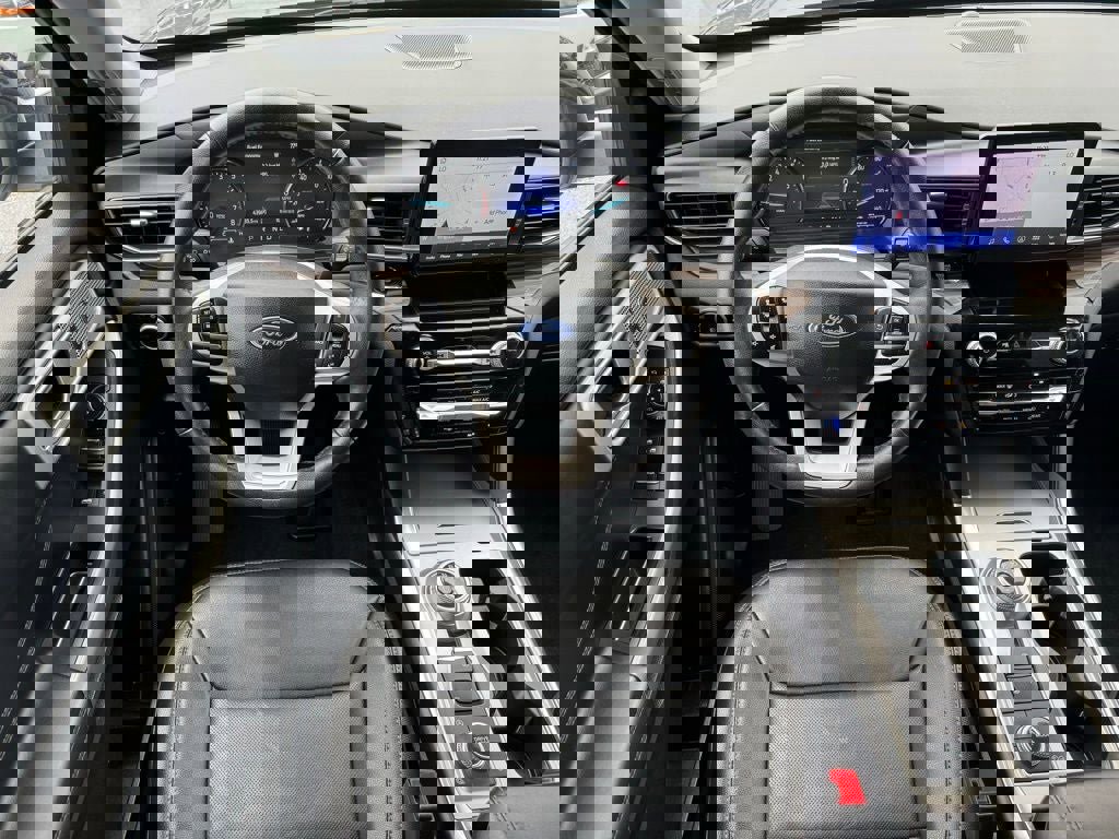 Certified 2023 Ford Explorer Limited image 12