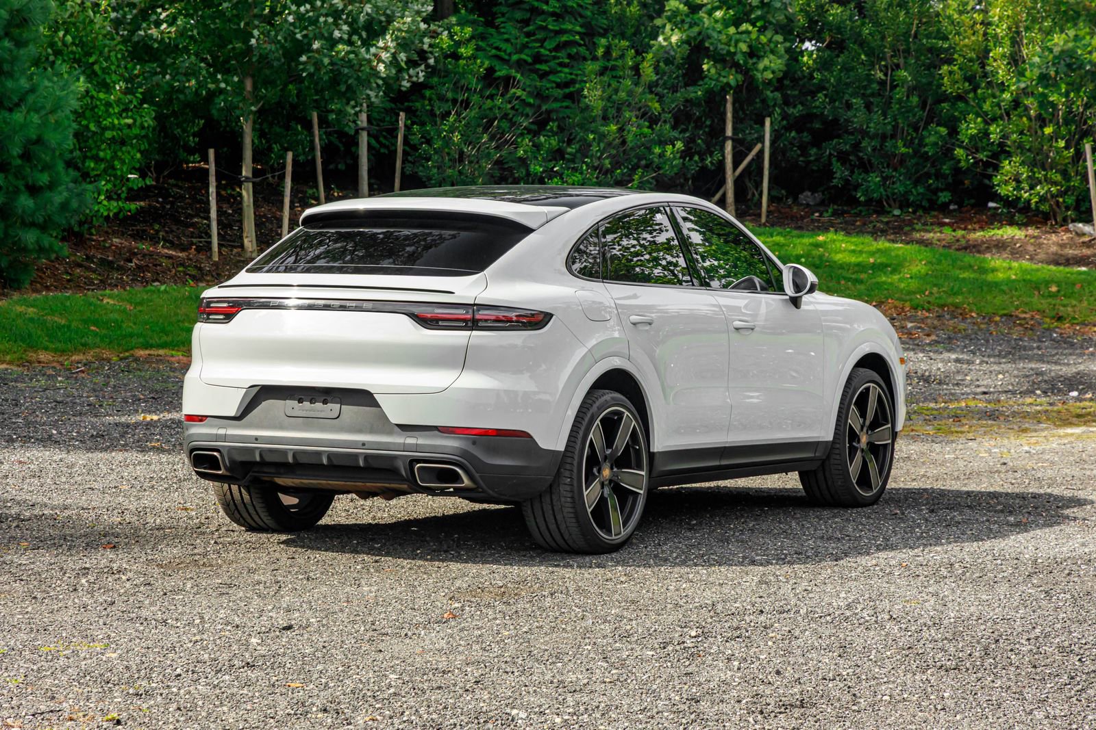Used 2021 Porsche Cayenne Coupe AWD/4WD image 8
