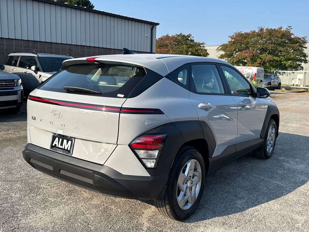 New 2026 Hyundai Kona SE image 5
