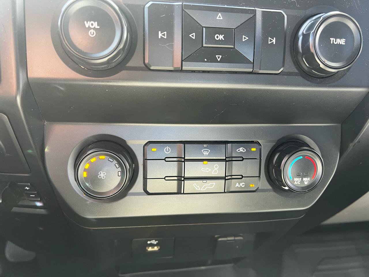 Used 2019 Ford F150 XL w/ Equipment Group 101A Mid AWD/4WD image 20