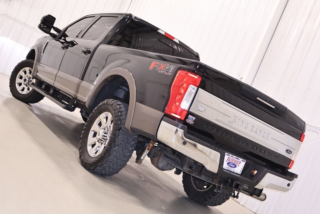 Used 2017 Ford F250 King Ranch w/ Chrome Package image 38