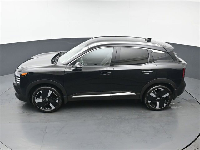 Used 2025 Nissan Kicks SR image 39