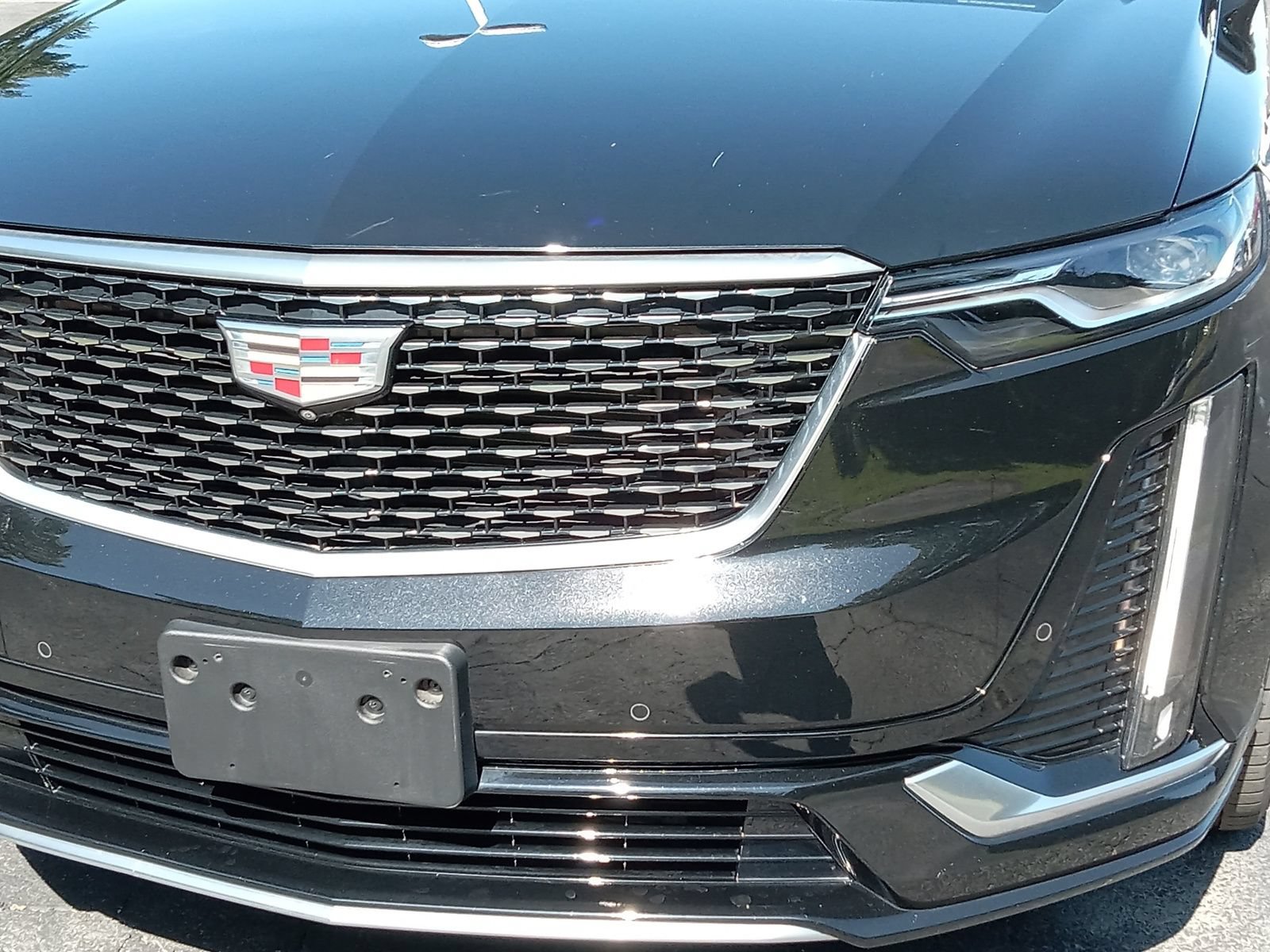 Used 2023 Cadillac XT6 Premium Luxury w/ Technology Package AWD/4WD image 7