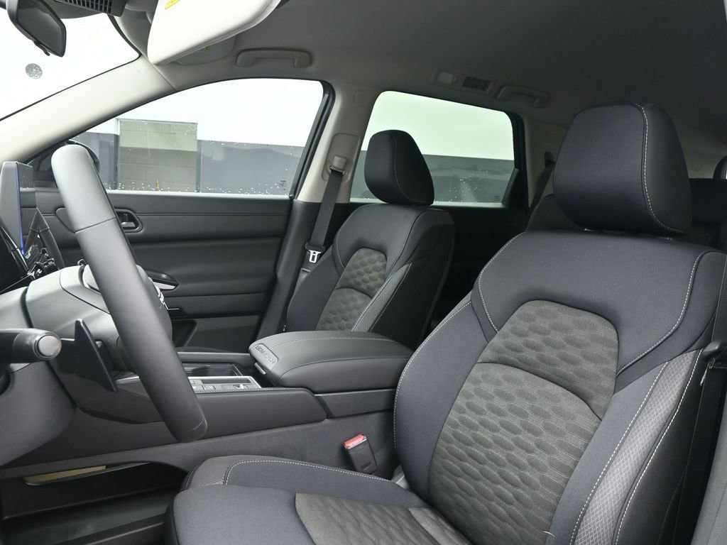 New 2026 Nissan Pathfinder SV FWD image 10