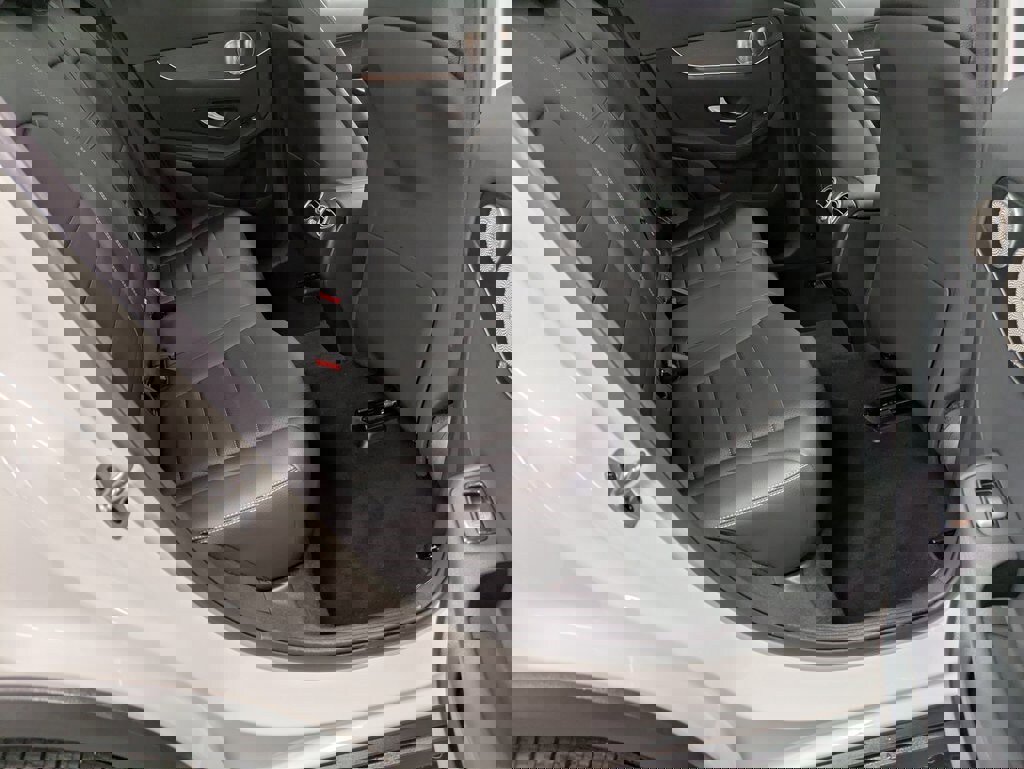 Used 2021 Mercedes-Benz GLC 300 4MATIC image 26