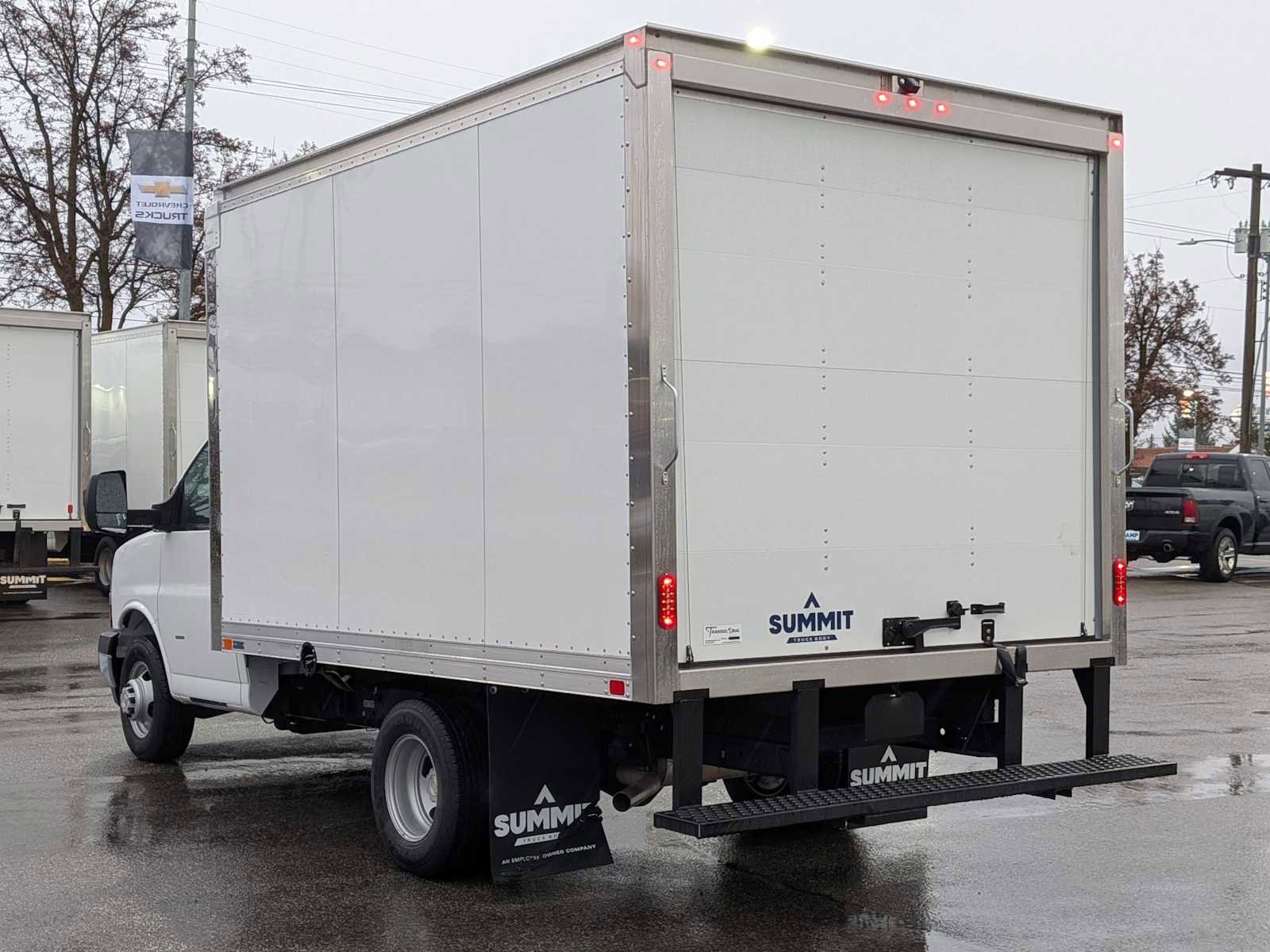 New 2024 Chevrolet Express 3500 w/ Power Convenience Package RWD image 5