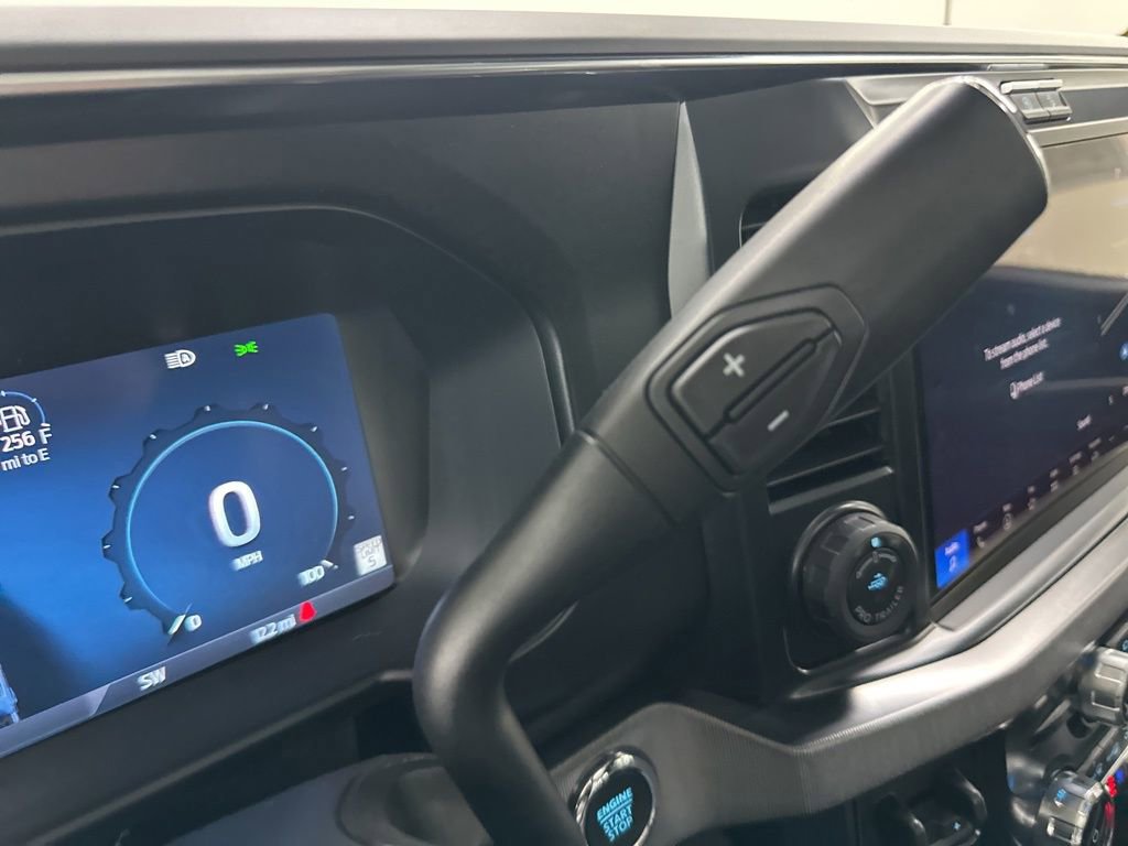 New 2026 Ford F350 Platinum w/ FX4 Off-Road Package image 35