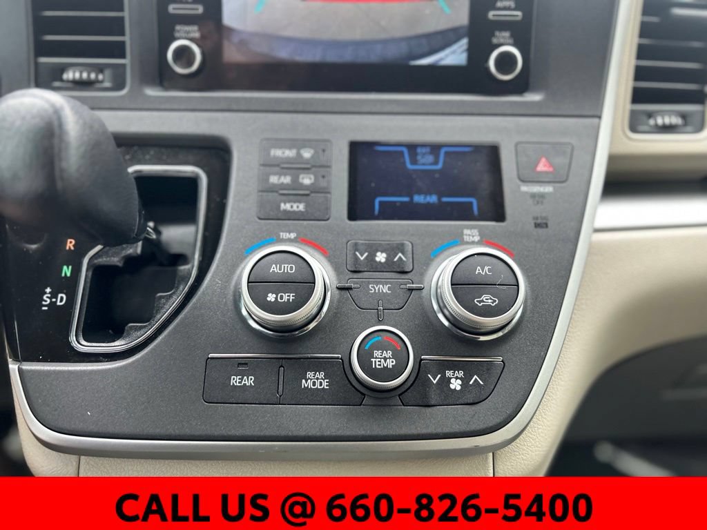 Used 2020 Toyota Sienna L FWD image 17