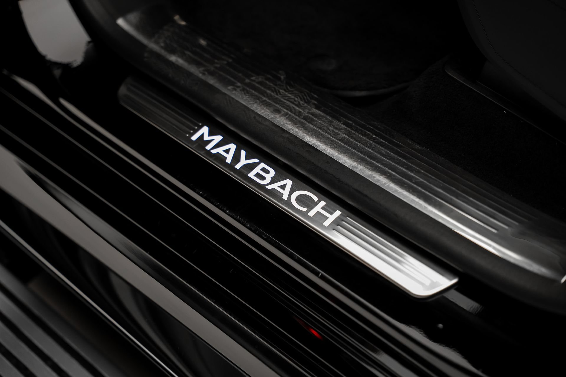 Used 2024 Mercedes-Benz Maybach GLS 600 4MATIC image 63