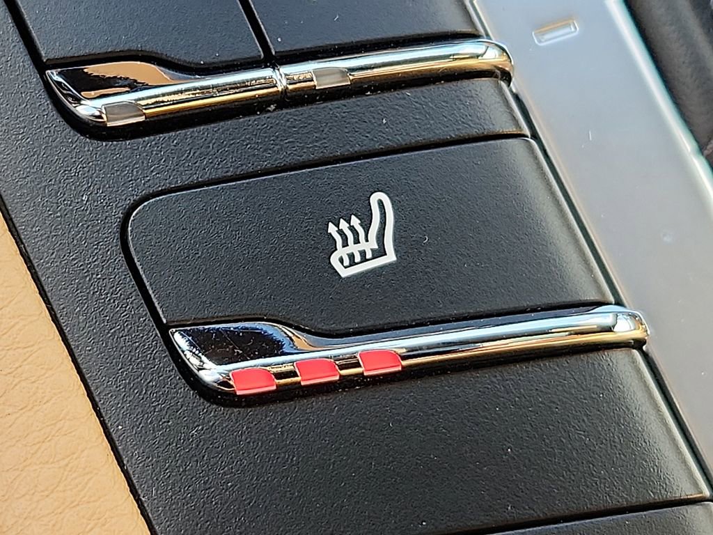 Used 2018 Porsche Macan Sport Edition image 25