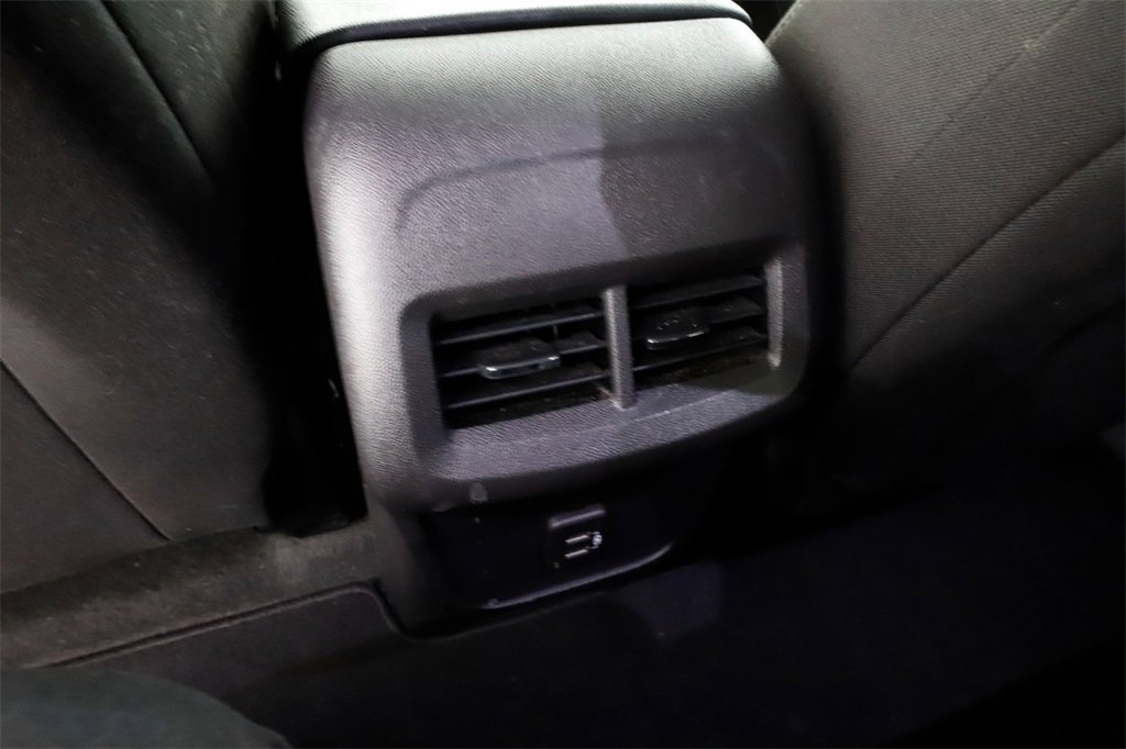 Used 2024 Chevrolet Equinox LT image 25