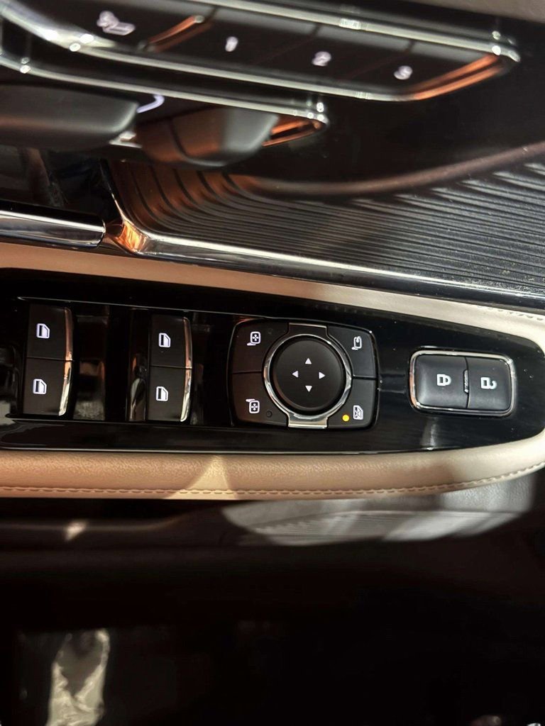 Used 2022 Lincoln Corsair Grand Touring w/ Elements Technology Bundle image 8