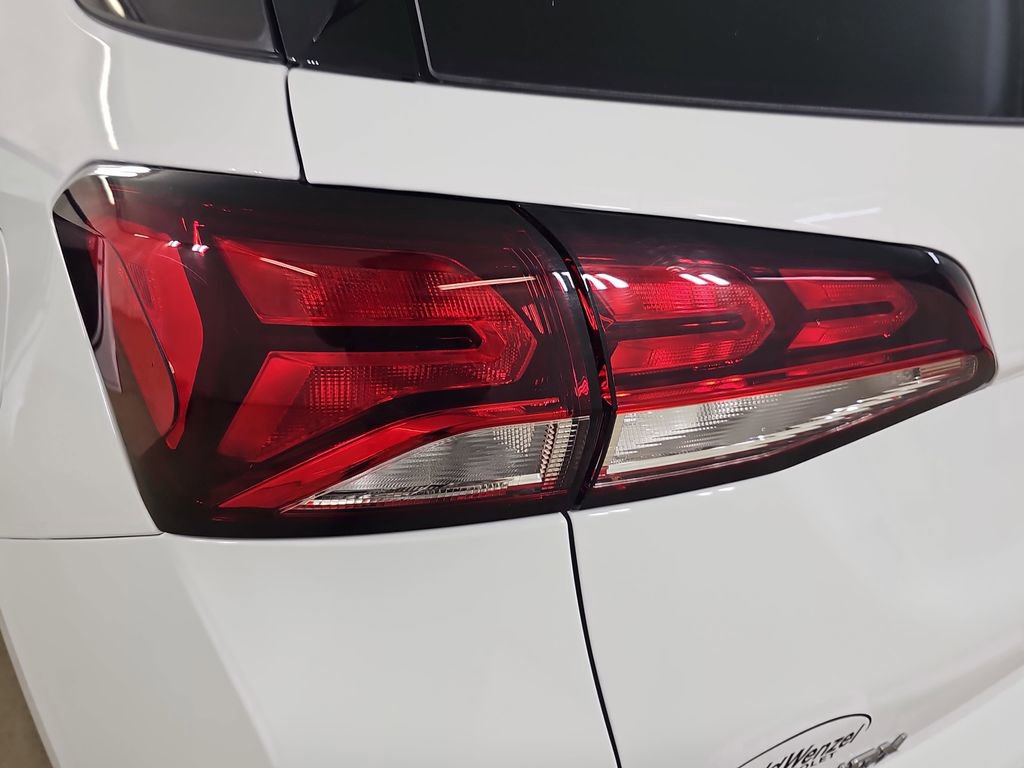 Certified 2024 Chevrolet Equinox LS w/ LS Convenience Package image 37
