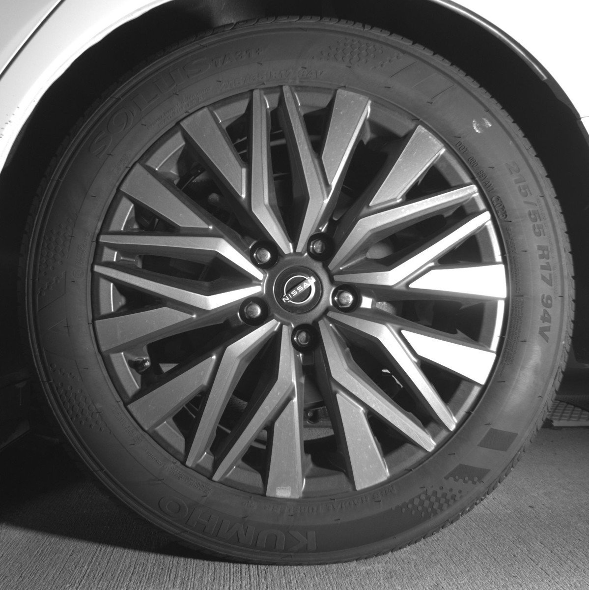 Used 2025 Nissan Altima 2.5 SV image 14