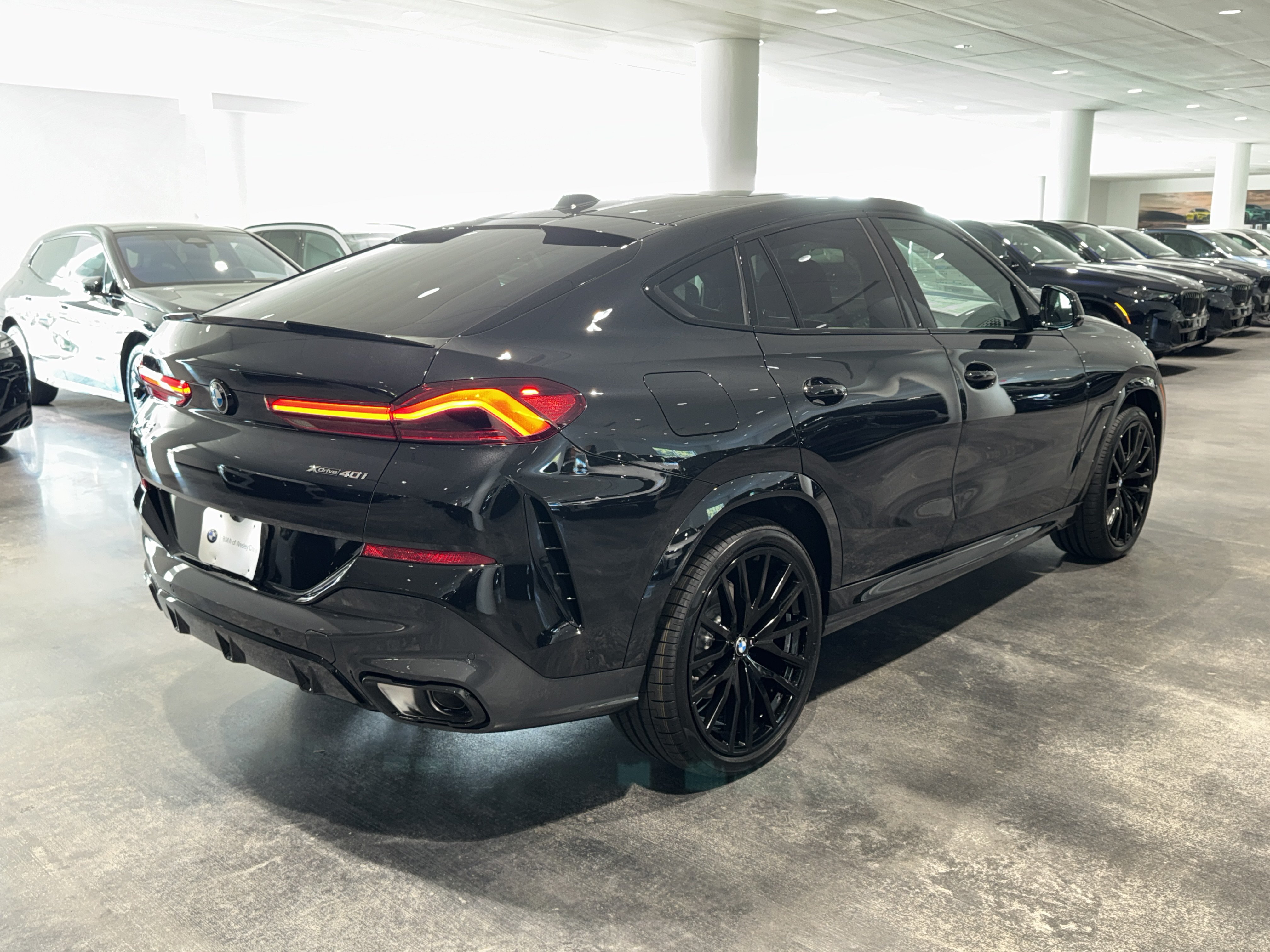 New 2026 BMW X6 xDrive40i AWD/4WD image 9