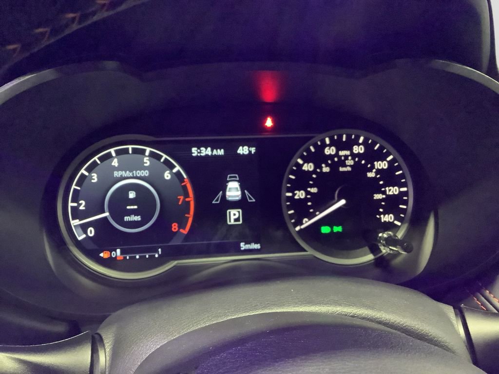 New 2025 Nissan Versa SR w/ Trunk Package image 29