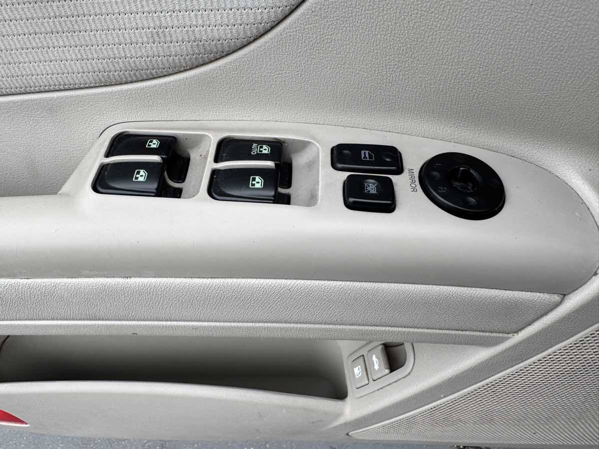 Used 2008 Hyundai Sonata GLS FWD image 39