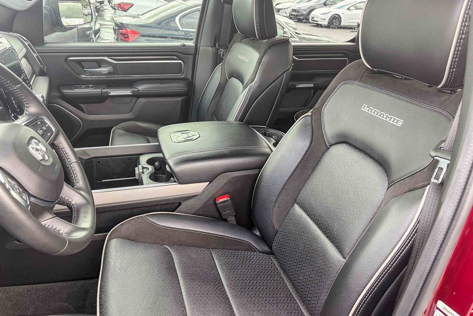 Used 2024 RAM 1500 Laramie image 16