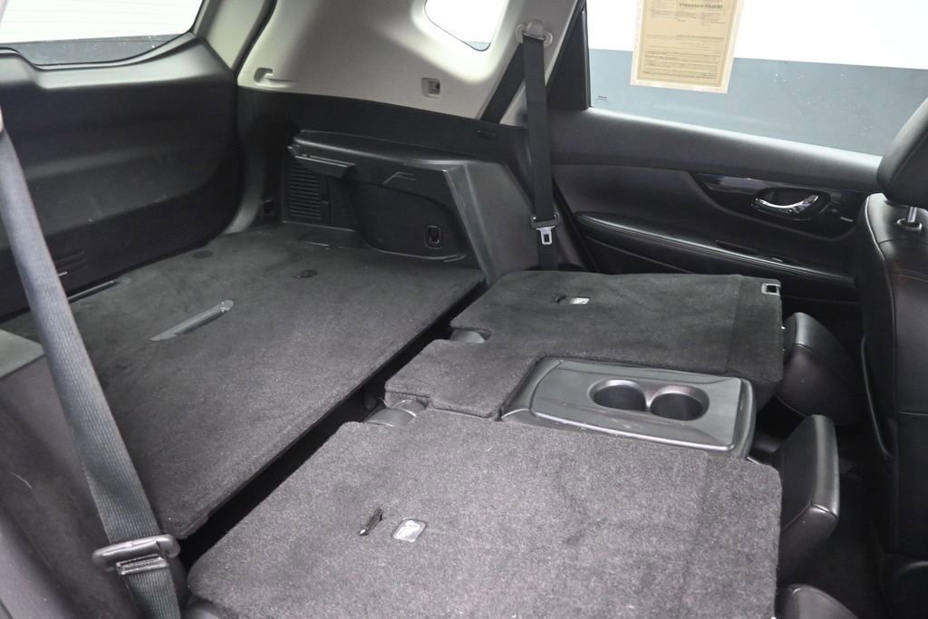 Used 2019 Nissan Rogue SL FWD image 26