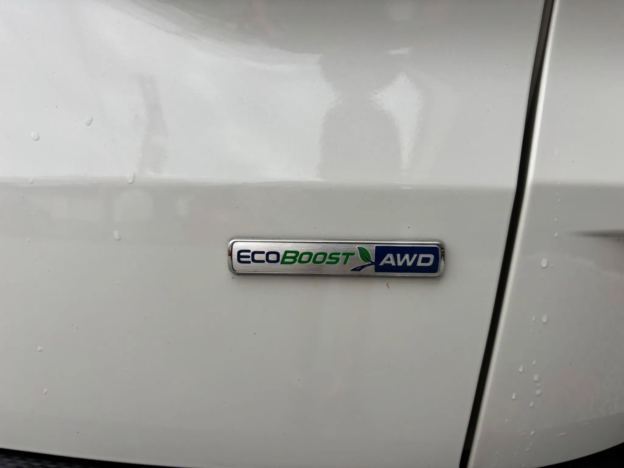 Used 2020 Ford Escape SEL AWD/4WD image 14